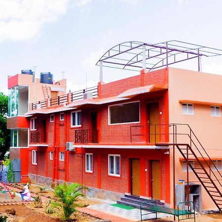 Laughing Waters Fine Stay Kuttālam Exterior photo
