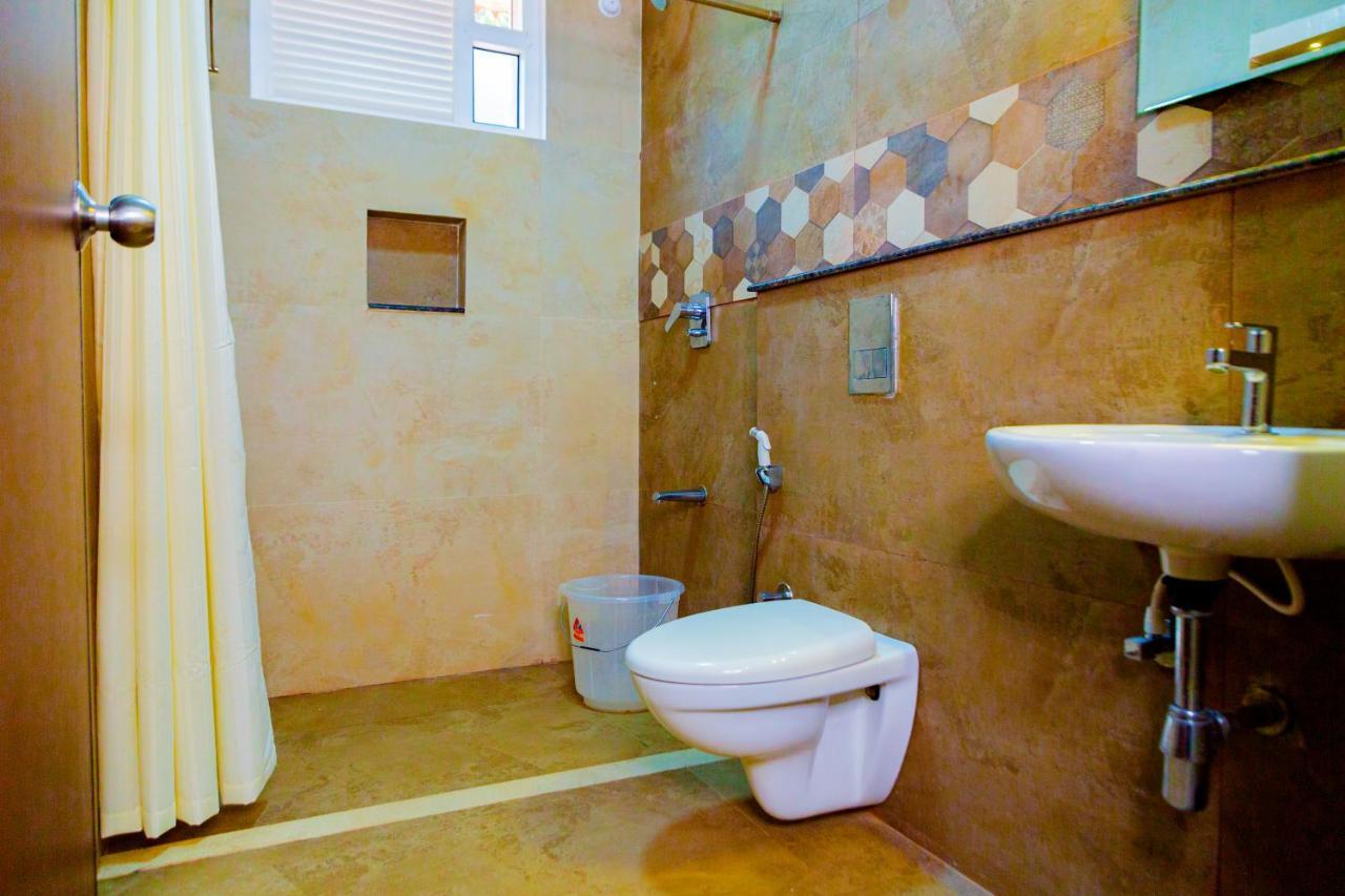 Laughing Waters Fine Stay Kuttālam Exterior photo